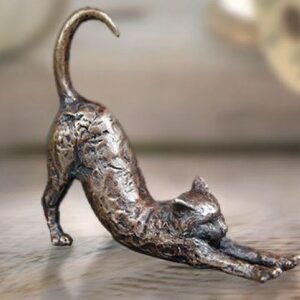 Cat Stretching (2020b)